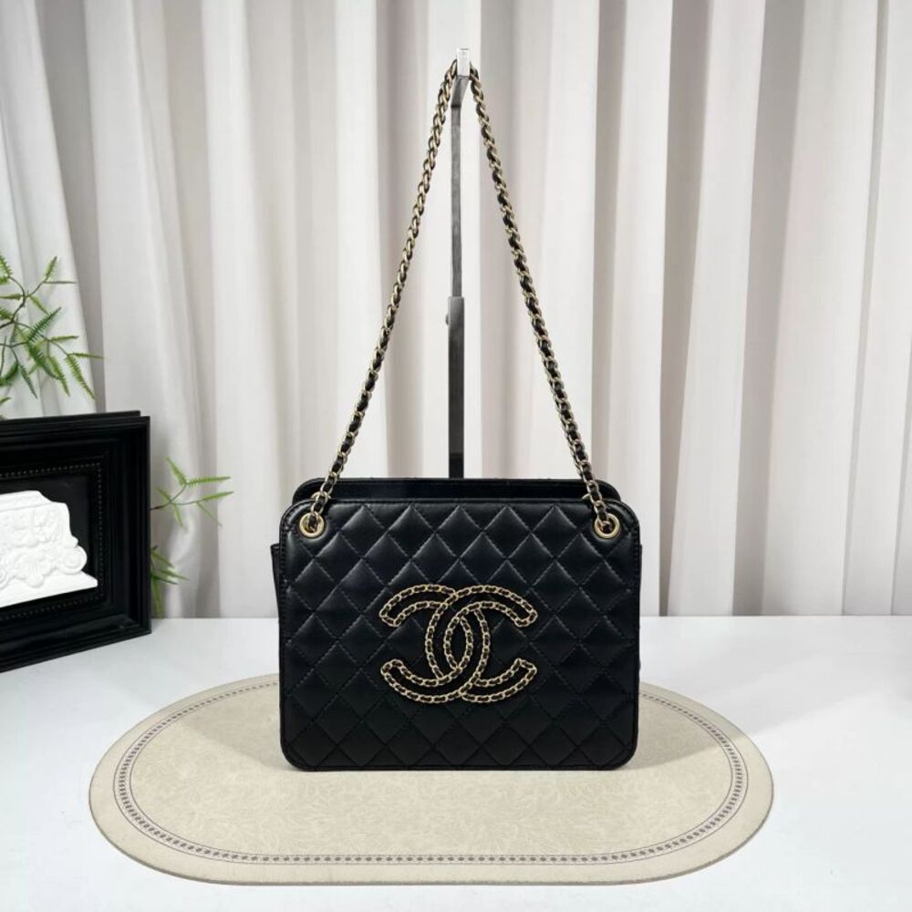Chanel Women Pre-Loved Bag Very Good Condition